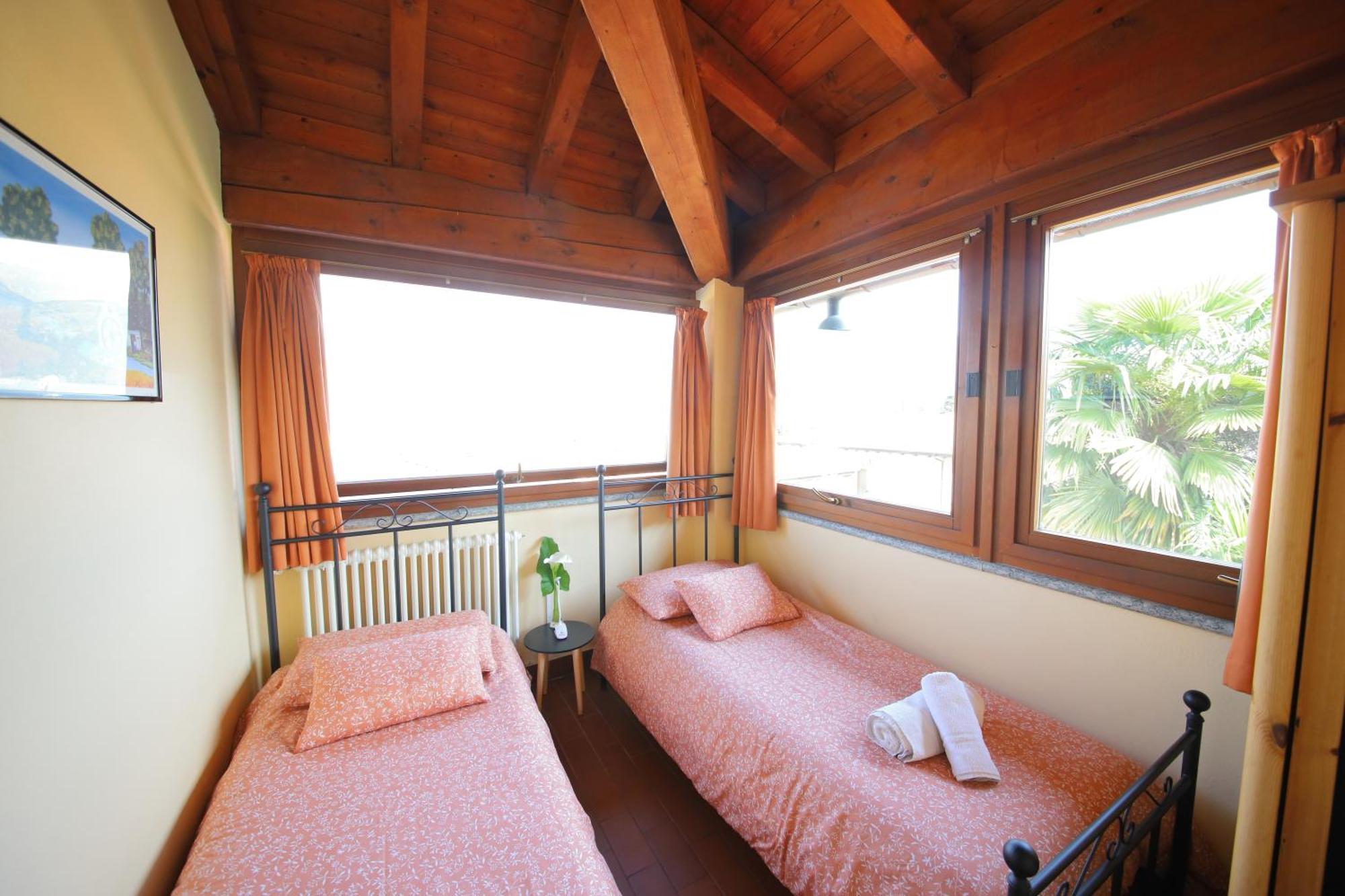 Villa Quattro Stagioni Colico Kültér fotó