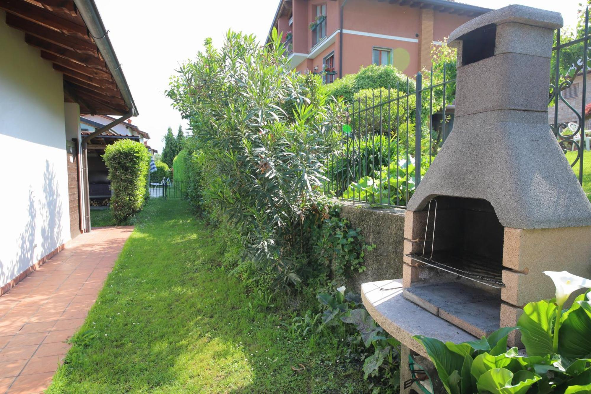 Villa Quattro Stagioni Colico Kültér fotó